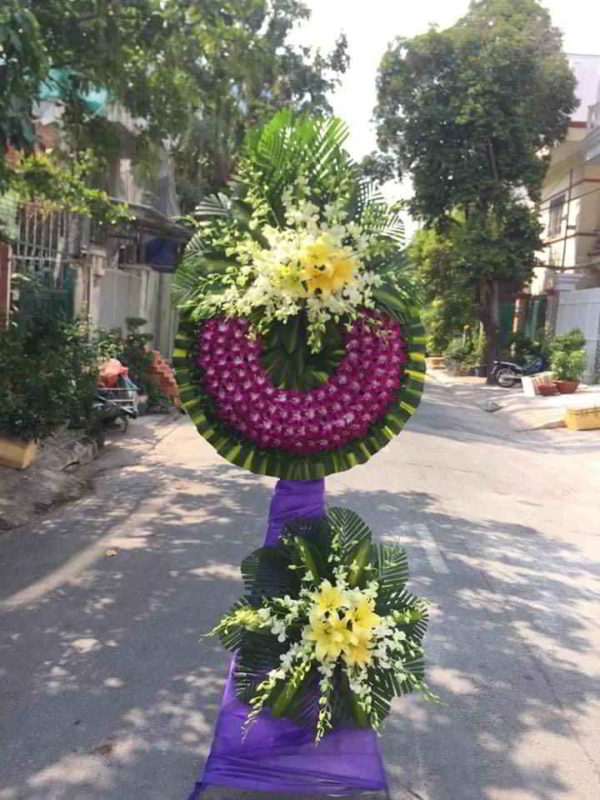 vong-hoa-vieng-dam-tang-gia-re-tai-binh-duong