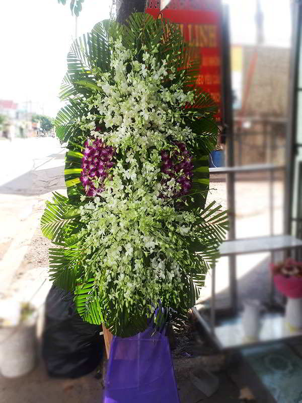 vong-hoa-vieng-dam-tang-gia-re-tai-binh-duong