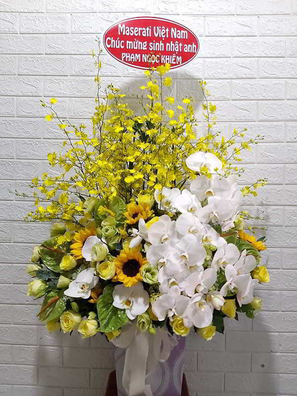 lang-hoa-dep-chuc-mung-sinh-nhat-tai-binh-duong