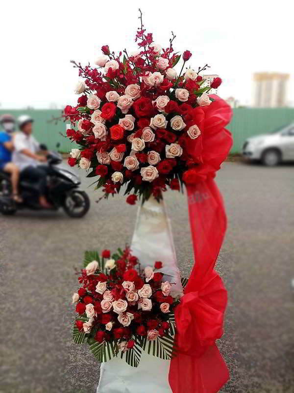 ke-hoa-chuc-mung-khai-truong-gia-re-tai-binh-duong-hoa-tuoi-nguyen-hung