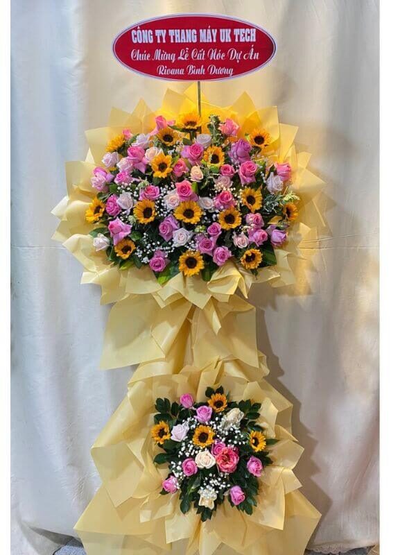 Kệ Hoa Chúc Mừng KT13
